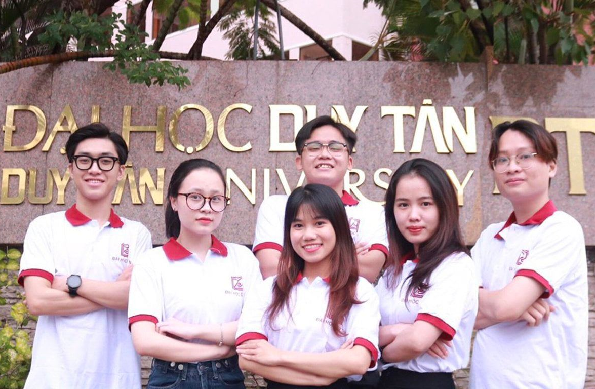 SINH VIÊN KHOA QUẢN TRỊ KINH DOANH- ĐH DUY TÂN LỌT VÀO TOP 10 Ý TƯỞNG ĐỔI MỚI KHỞI NGHIỆP SÁNG TẠO